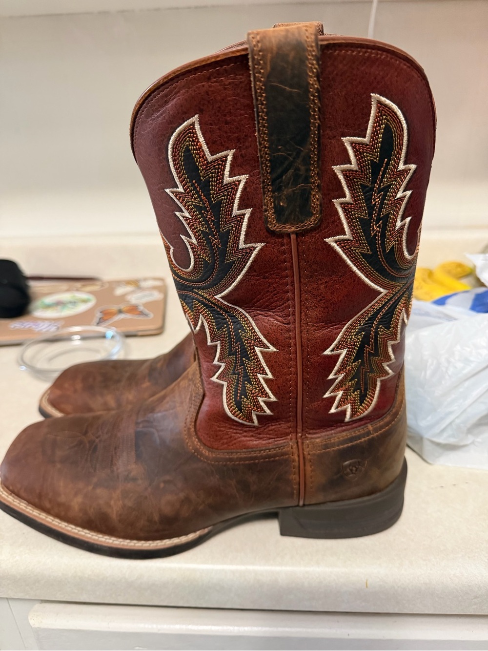Artiat boots size 10.5 EE